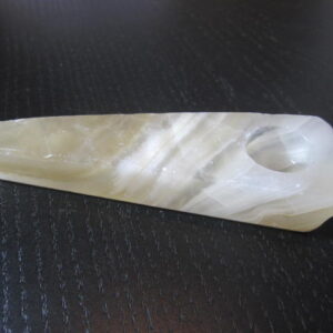 Beautiful natural clear onyx stone smoking pipe