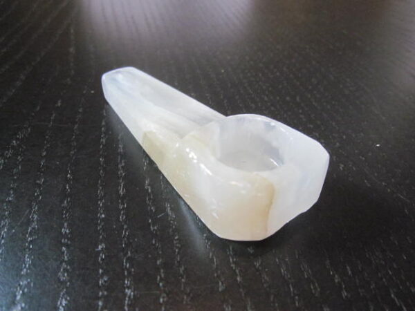 mid size clear stone smoking pipe