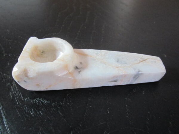 mid size onyx pipe red color