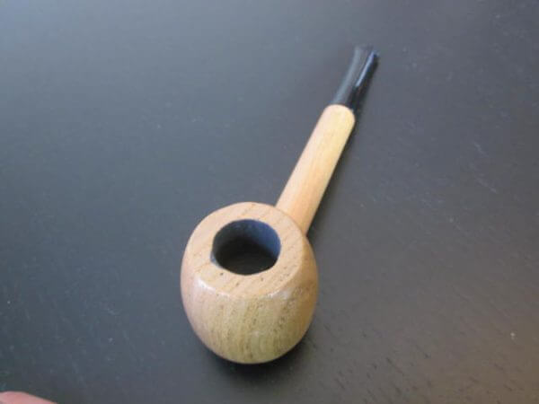 natural wood smoking pipe