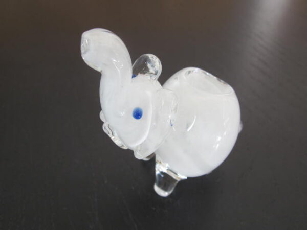 white color elephant style glass pipe